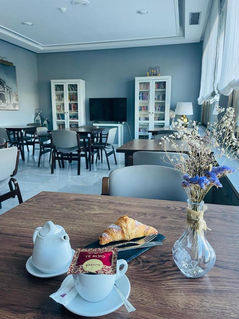 Don Carmelo Hotel Ávila